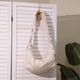 thumbnail image 2 of Diseño de moda, estilo moderno, tela de nailon a cuadros, estilo unisex, bolso bandolera de un solo hombro de gran capacidad, bolso de bola de masa simple para mujer, 2 of 5