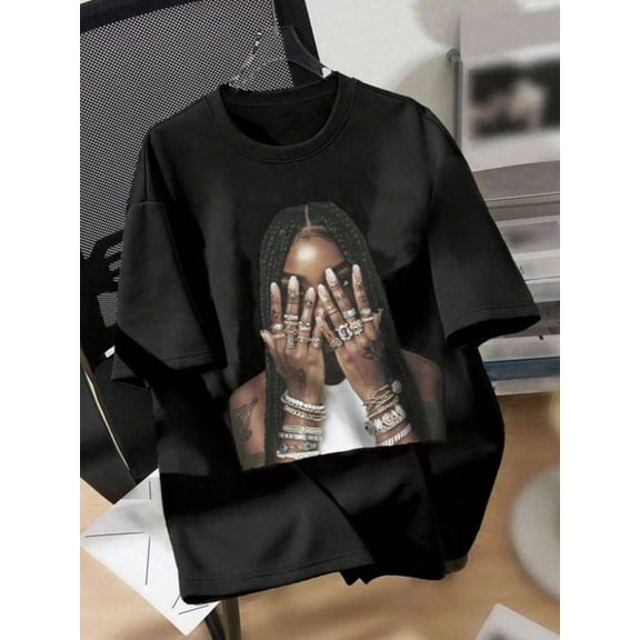 【New Arrival】Unisex Braided Woman Portrait Graphic T-Shirt, Hip Hop Jewelry Art Print Crew Neck Black Casual Streetwear Short Sleeve Top