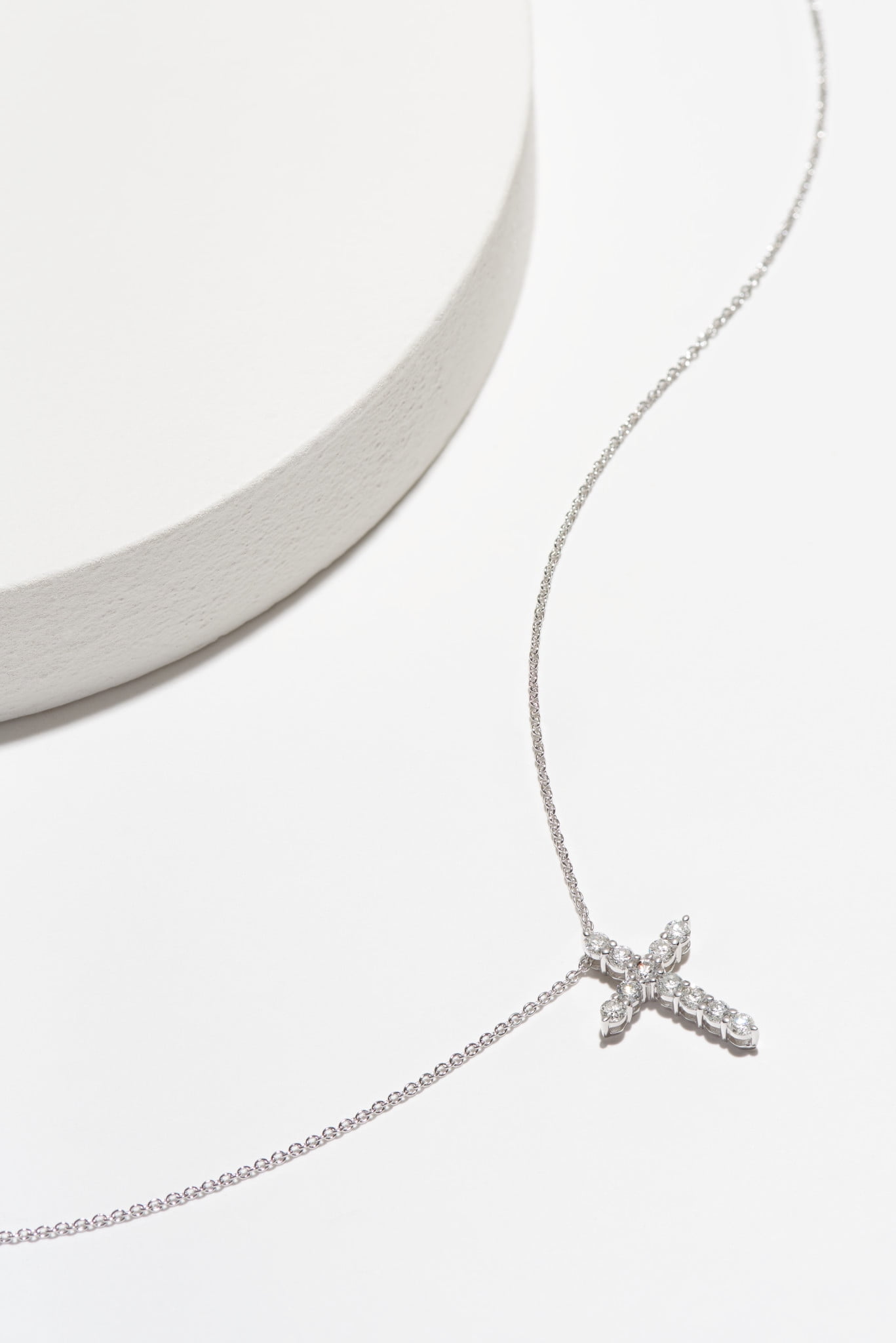 Forever Facets 1/2 CT TW Lab Grown Diamond Cross Necklace in Sterling Silver, Adult Female