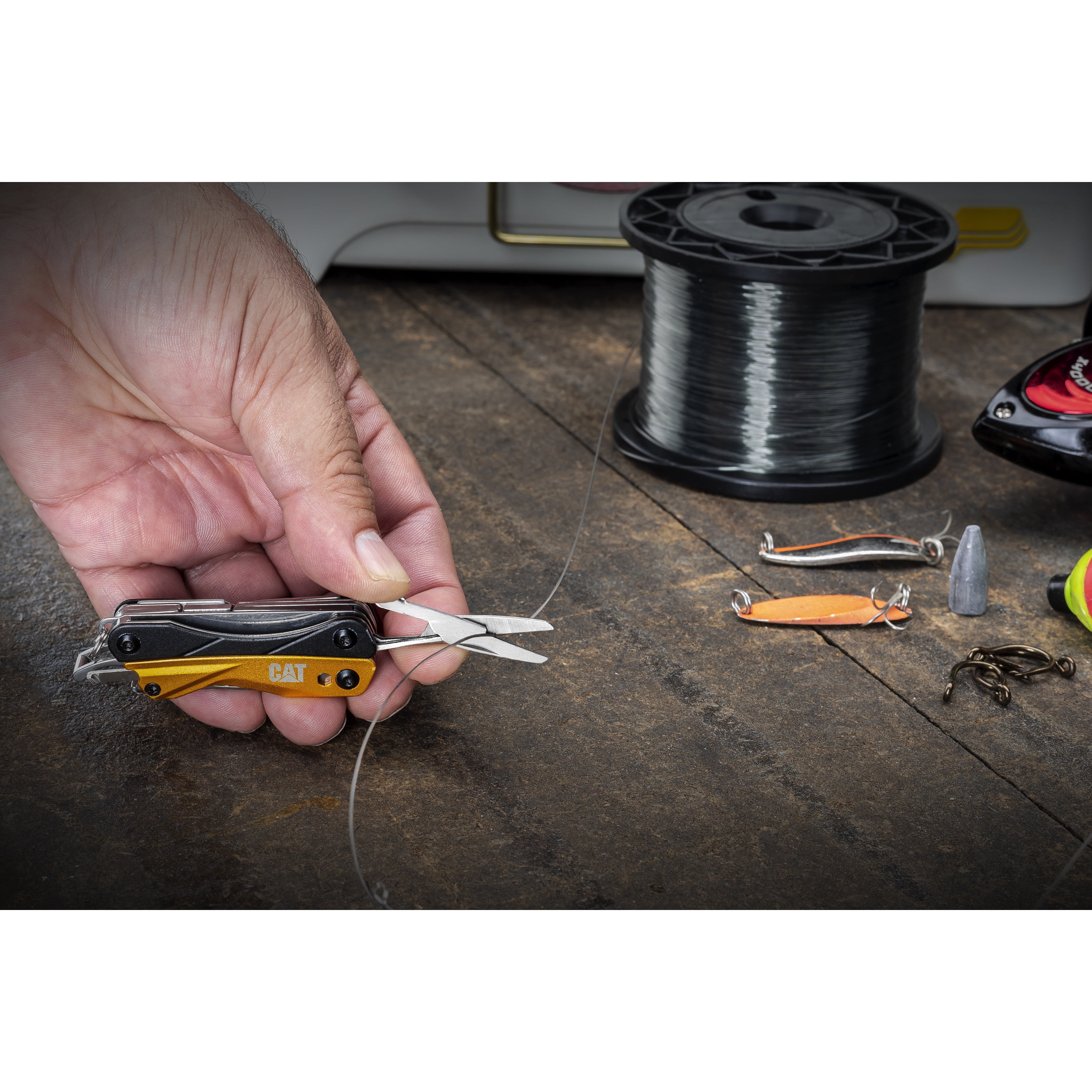 Cat 2 Piece Deluxe 23 Function Multi Tool Set - 980964ECE