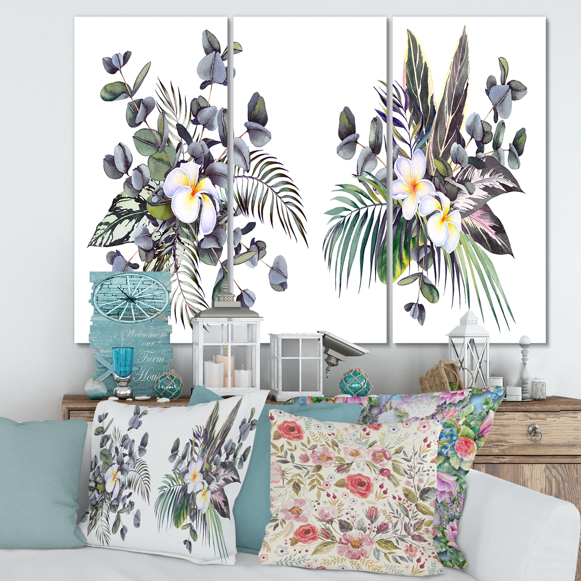 Designart ' Plumeria Frangipani Flowers With Tropical Bouquets ' Traditional Canvas Wall Art Print