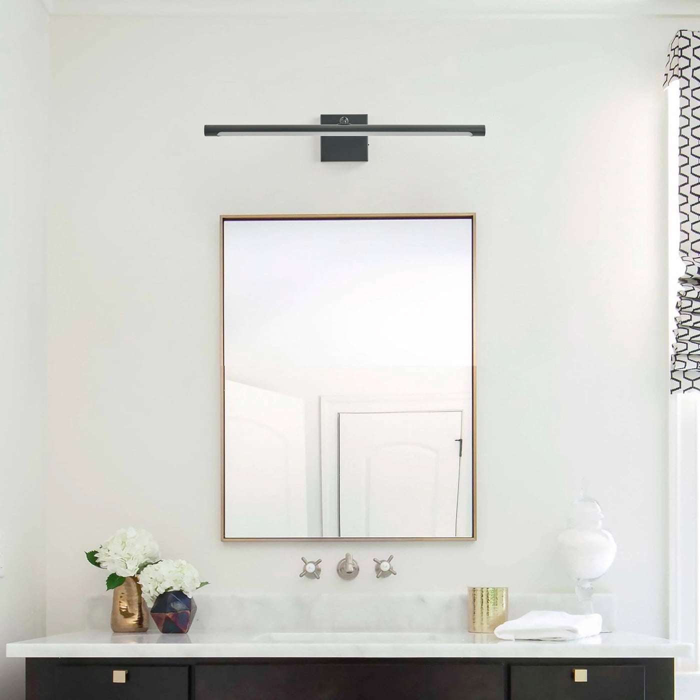 Modern LED Vanity Light Fixture Classic Bathroom Linear Wall Sconce Over the Mirror Black Industrial Vanity Lighting