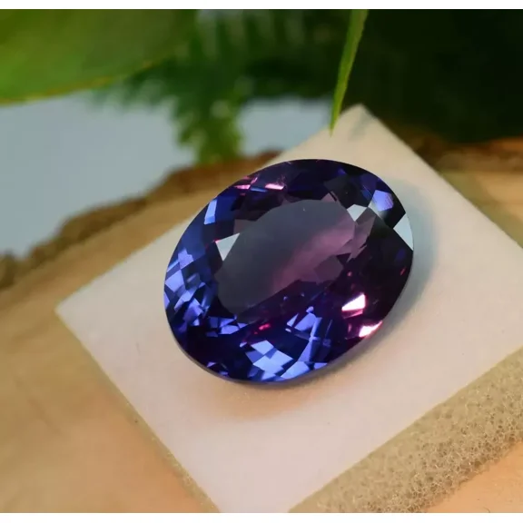 Oval Cut 15 CT Prettiest Color Changing Sapphire Ring Size Gemstone