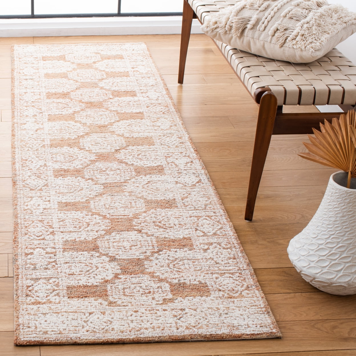 SAFAVIEH Metro Leontyne Geometric Area Rug, Natural/Rust, 4' x 6'