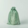 thumbnail image 4 of Bolsas de organza QIANF, color verde salvia, 15 x 15 cm, para regalos de boda, 20 unidades, 4 of 6