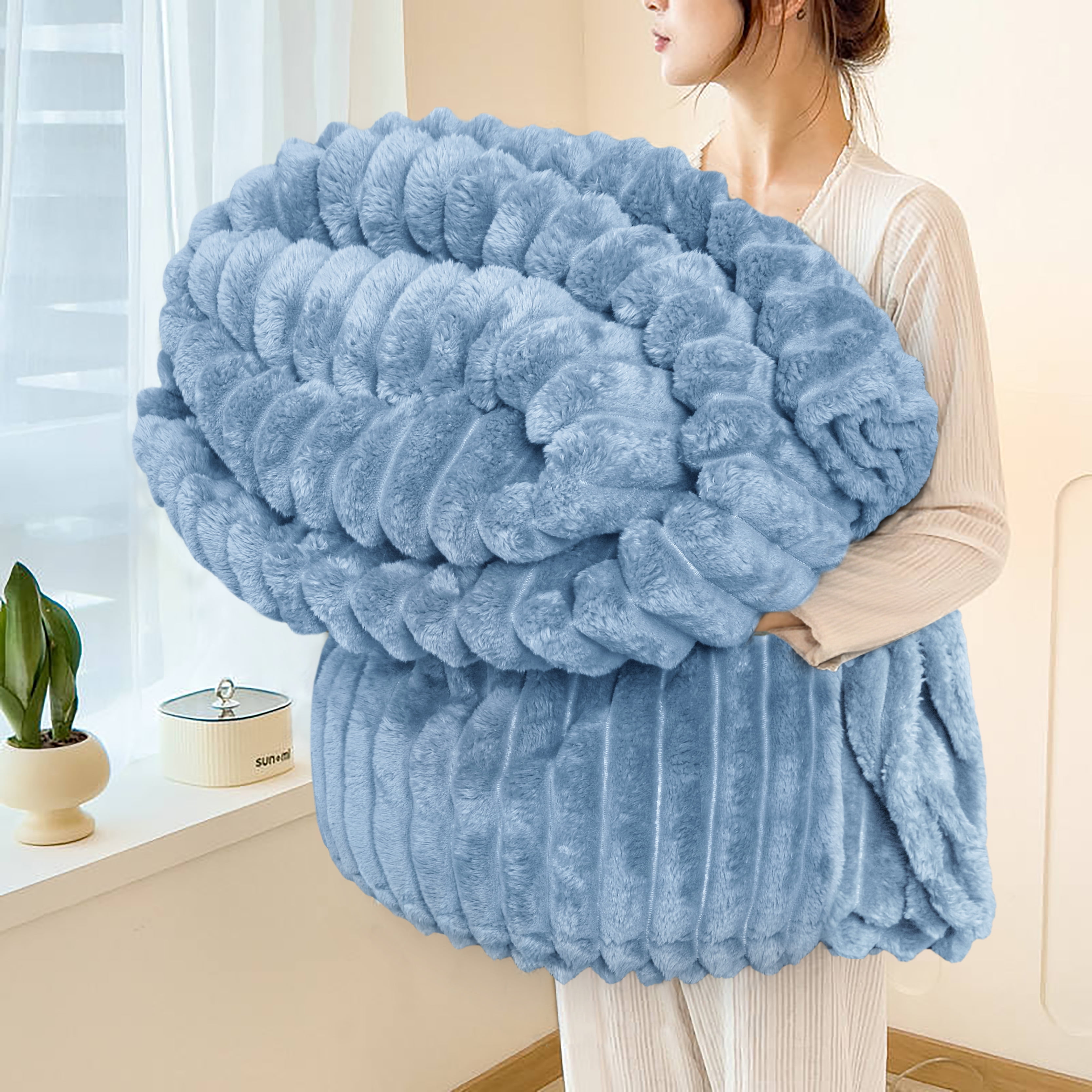 Fleece Blanket Queen Size 90" x 100" - 400GSM Oversized Soft Throw Blanket, Lightweight with Stripes Design Winter Blanket for Bed Sofa Couch