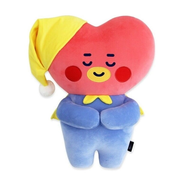 muñecos de peluche kpop bts tata dream of baby series de 40cm lindos animales de dibujos animados juguetes para niños regalos muñeco TATA de 40 cm, vista frontal centrada; cabeza en forma de corazón rosa con mejillas rojas y expresión dormida, cuerpo de felpa azul claro con manos juntas, pañuelo y gorro de dormir amarillos con borla, textura de felpa y algodón PP visible; suele usarse también como cojín decorativo en habitaciones infantiles.