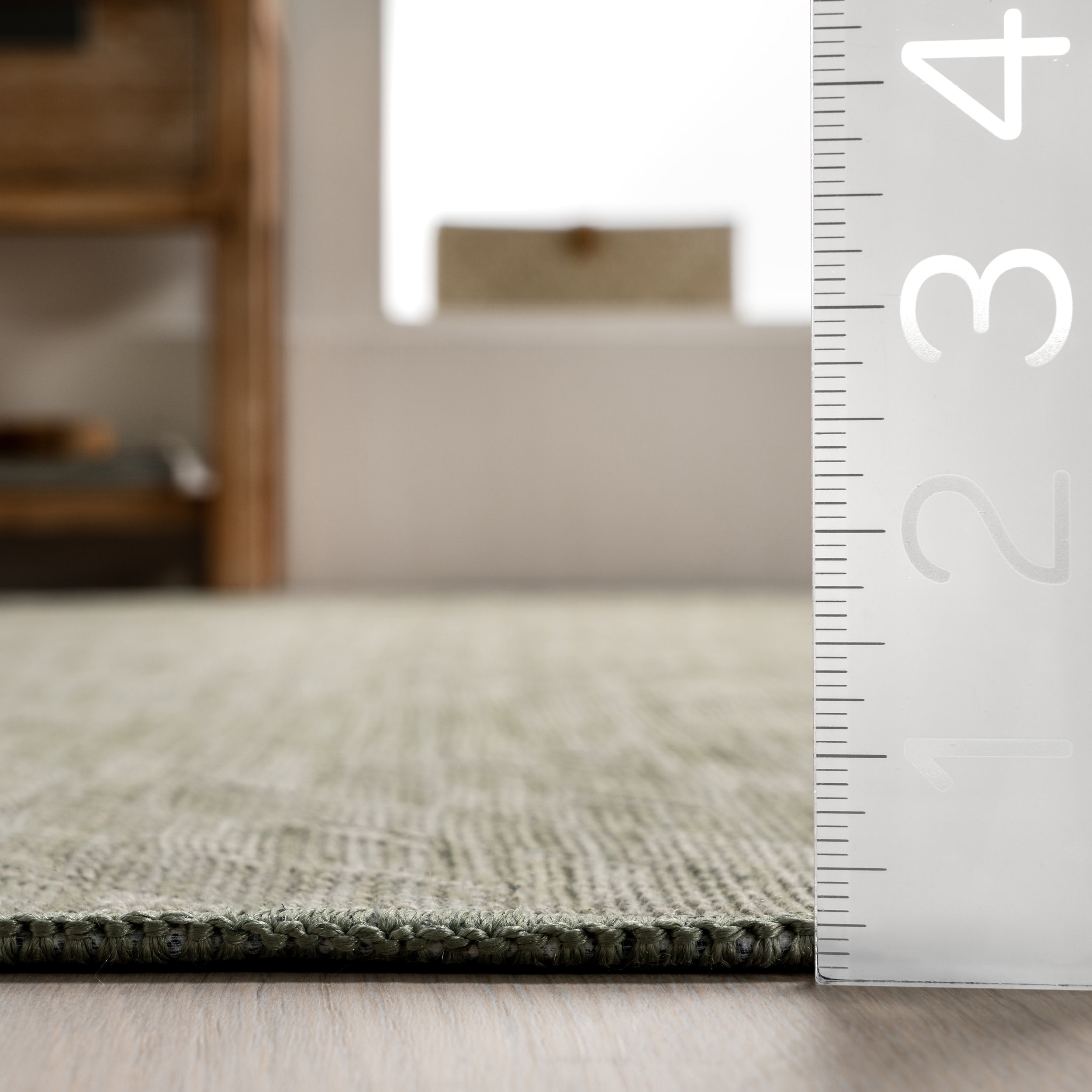 nuLOOM Alma Mid-Century Modern Machine Washable Area Rug, 7' x 9', Sage Green