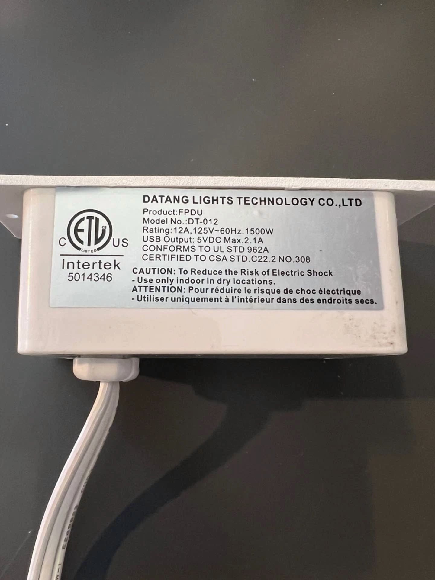 CRESTIN- 3-Outlet Furniture Power Distribution Unit Power Strip 2 Usb Model Dt-012 125V