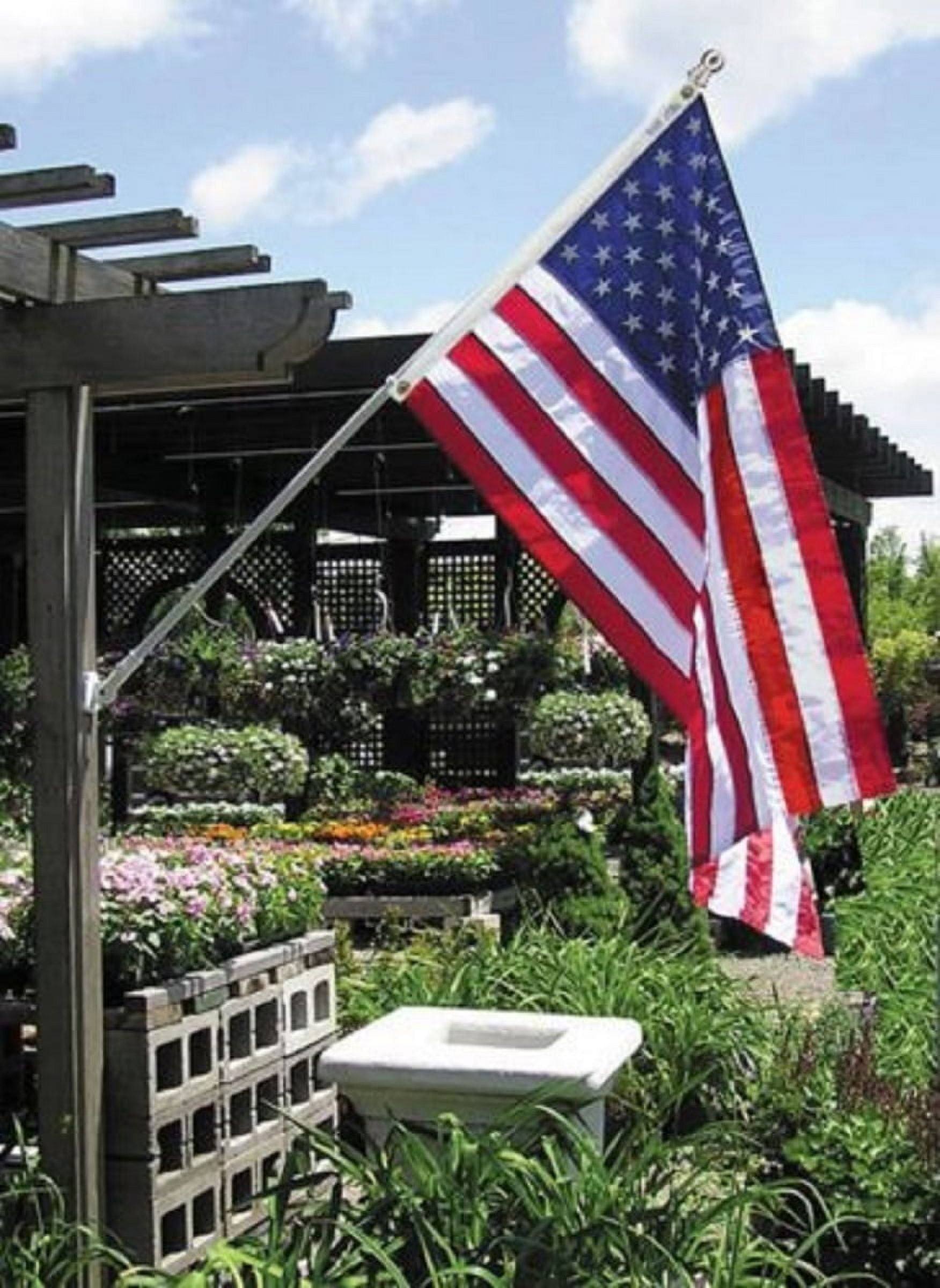 World Flags Direct, Made in USA 3 ft x 5 ft Nylon American Outdoor Flag and Banner