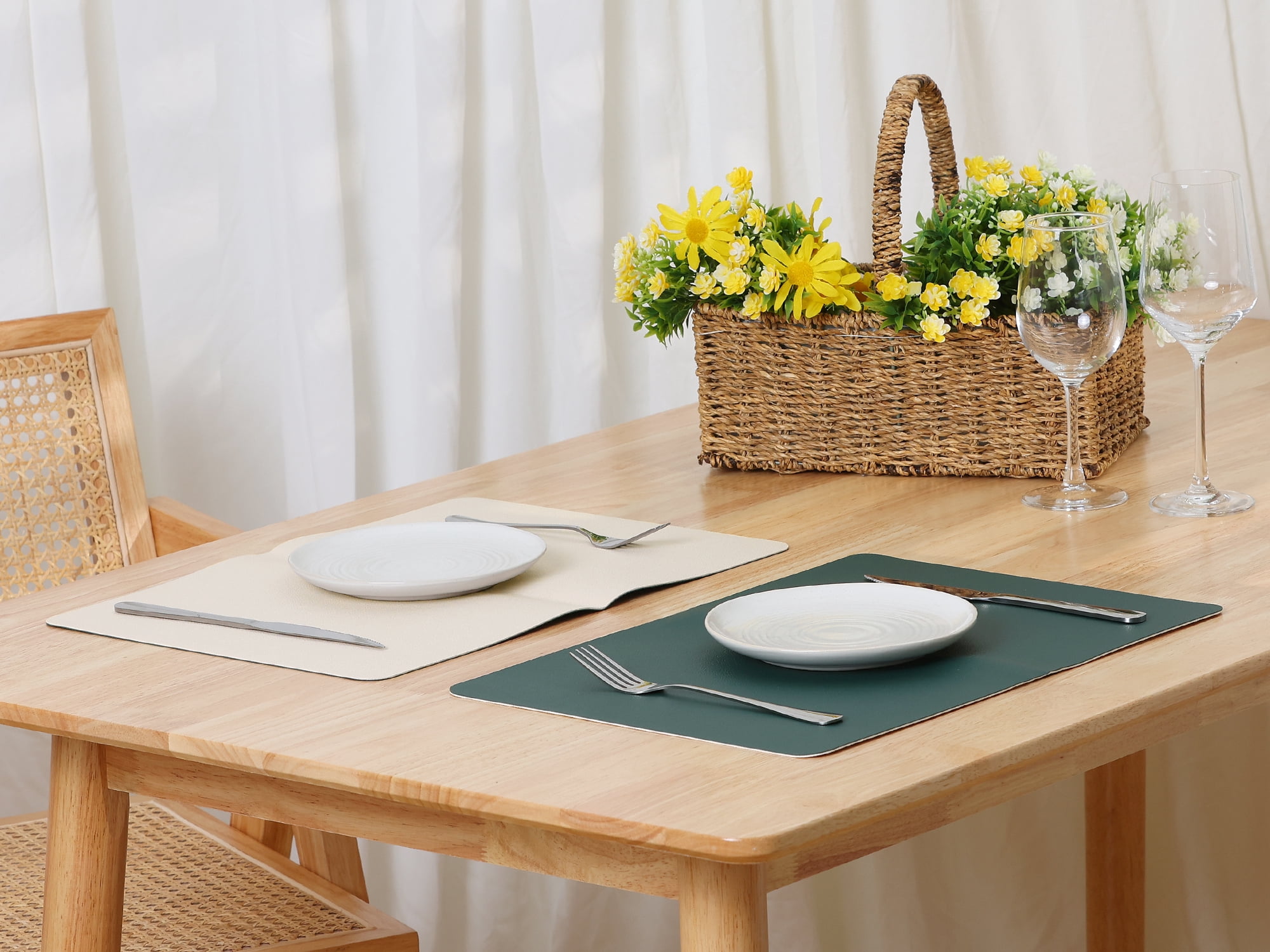 Unique Bargains Placemats Set of 2, Faux Leather Easy to Clean Table Mats Place Mats Green Beige 17x12 inch
