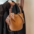 thumbnail image 4 of Bolso elegante de otoño e invierno para mujer, sencillo, moderno, para todo tipo de ocasiones, tipo bandolera, 4 of 5