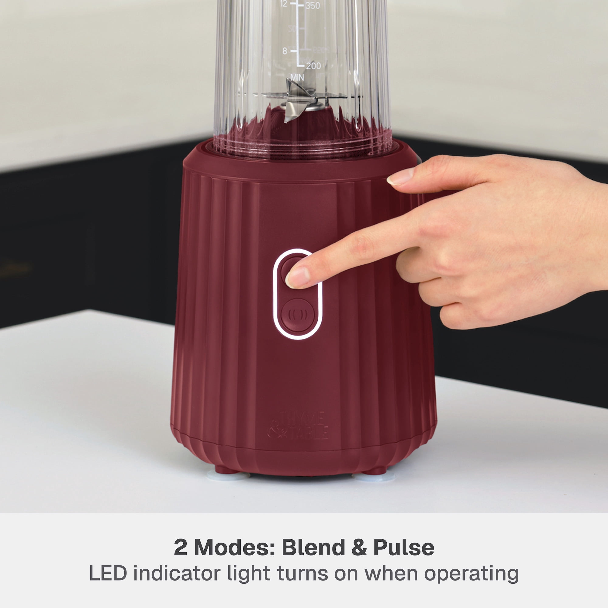 Thyme & Table 900 W 25 oz Single Serve Blender with Tritan Vessel, Smart Seal Lid and Straw, 6-Point Stainless Steel Blade, Cabernet Red