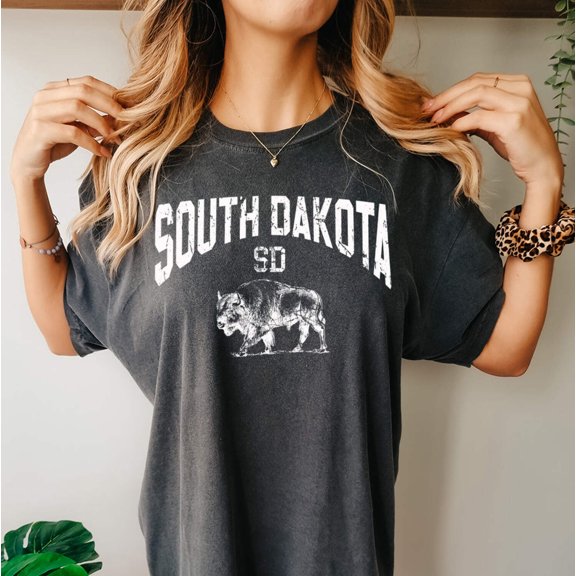 SOUTH DAKOTA Garment Dyed Graphic T-Shirt