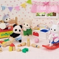 thumbnail image 3 of Boîte à jouets pour bébé Calico Critters, ensemble de jeu de maison de poupée avec figurines et accessoires, 3 of 8