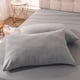 thumbnail image 1 of Fiudx Funda de Almohada de Color Liso, Textura Suave Cepillada, Tela Resistente a La Decoloración, Diseño de Fácil Cuidado, Ropa de Cama Esencial para El Hogar, Opciones Multicolor, Tamaño 43 X 63 Cm, 1 of 6