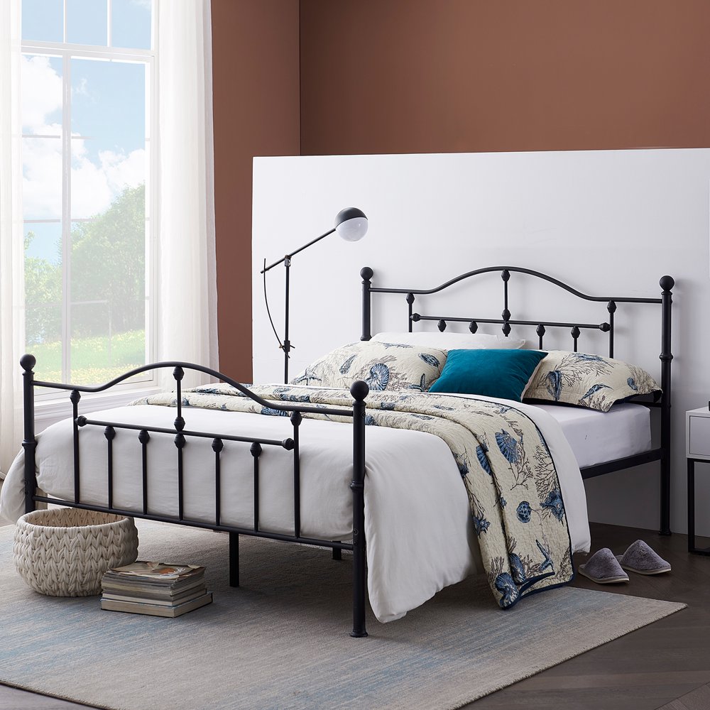 VECELO Full Size Victorian Black Metal Platform Bed Frame with