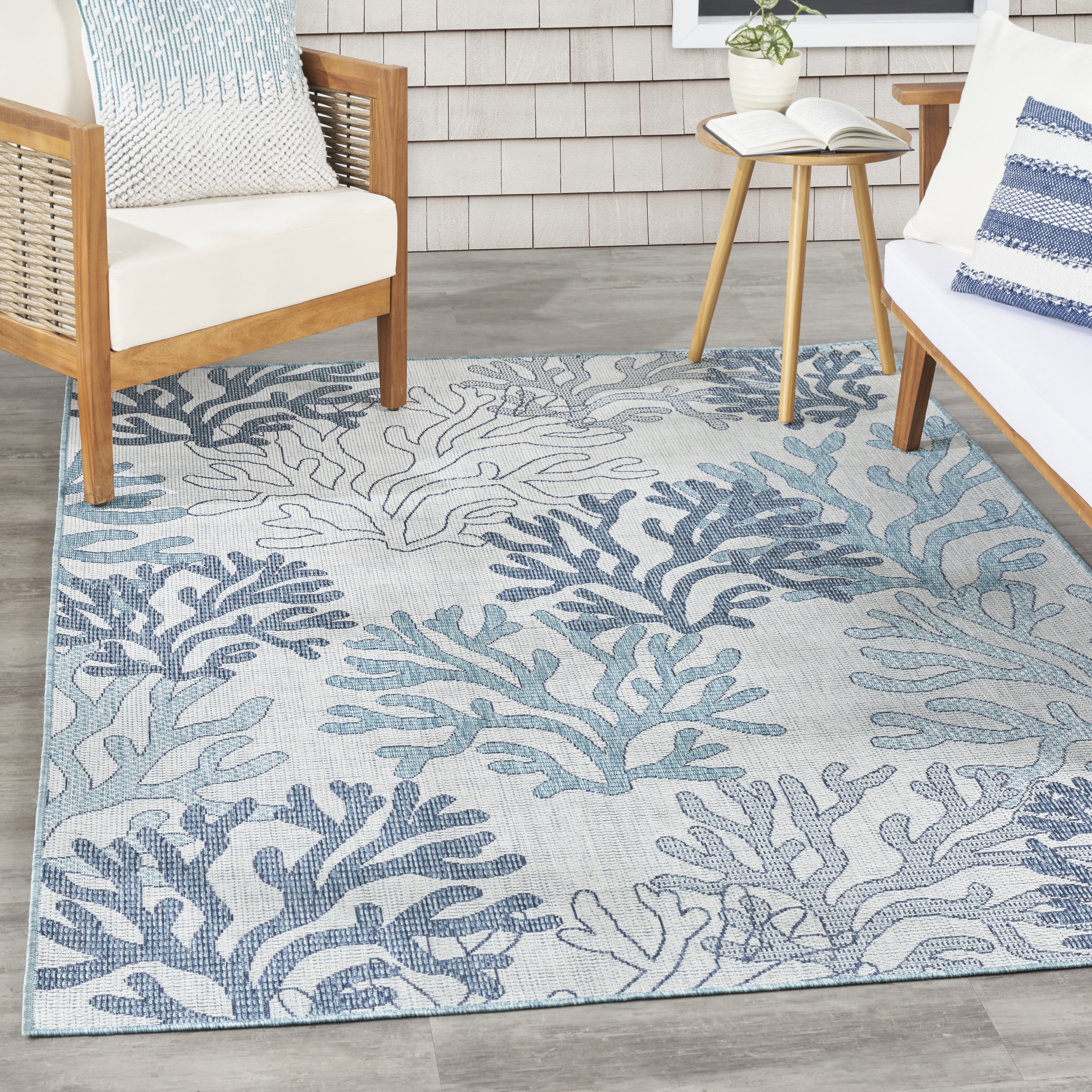 Nourison Garden Oasis Indoor/Outdoor Blue 6' x 9' Area Rug (6x9)