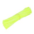 thumbnail image 3 of Juego de 36 protectores para radios de rueda modificados de 17 cm/6,7 pulgadas con rayas fluorescentes verdes y blancas., 3 of 9