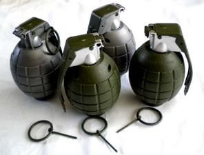82F3 Hand Grenade Toy Tactical Accessory Toy Grenade Toy Gift Efficient 