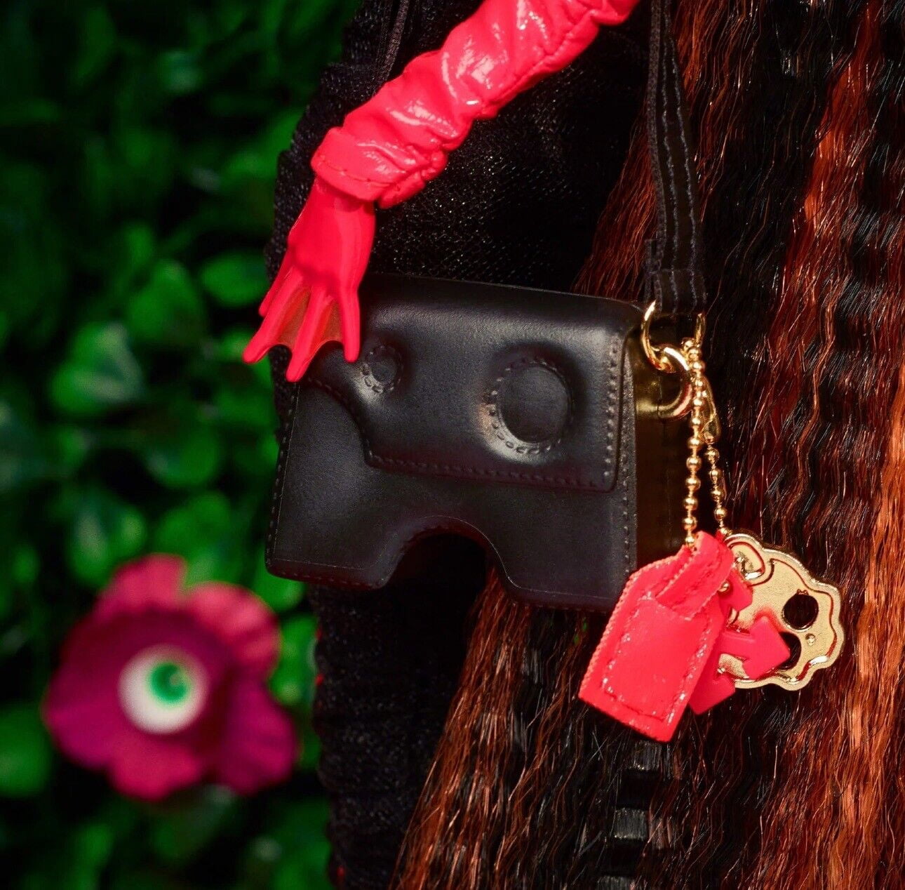 Monster High Electra Melody Doll c/o Off-White