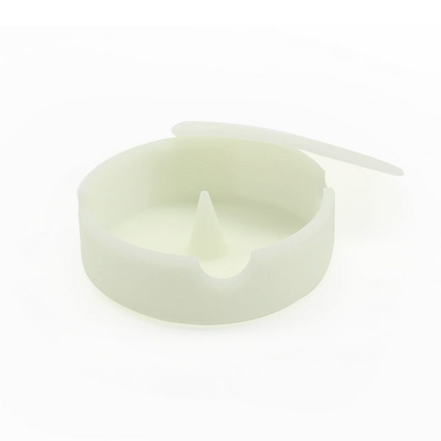 Silicone Heats Resistant Soft Car Interior from spreading, Ash Tray with Lid Anti-Scalding Washable Personalized Office Container Luminous White