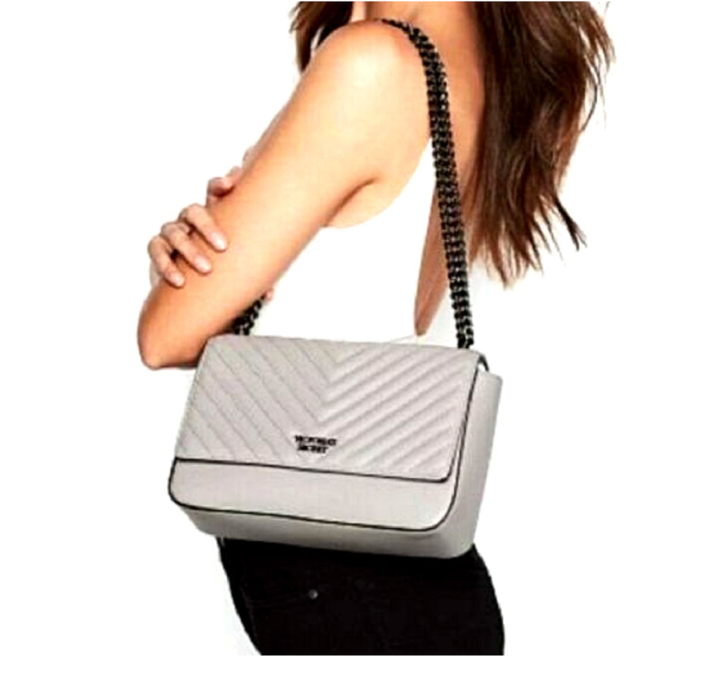 Victoria's Secret Pebbled Gray V-Quilt Street shoulder Bag Chain Strap  Purse New