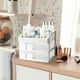 thumbnail image 4 of Organizador de maquillaje apilable | Caja de plástico transparente de 3 niveles para cosméticos, baño y escritorio | Estante de escritorio portátil multifuncional, 4 of 6