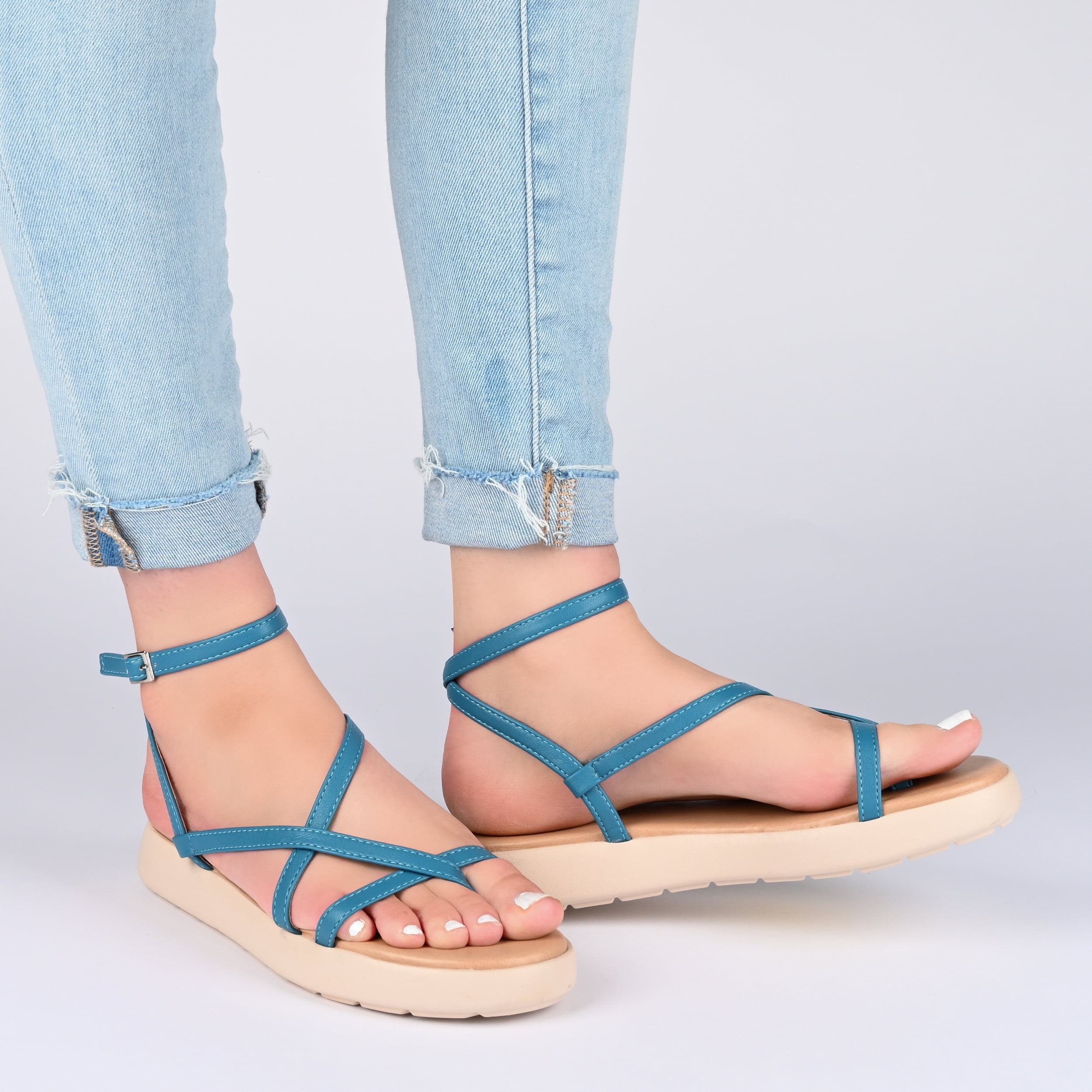Journee Womens Jeselia Ankle Strap Flat Sandals