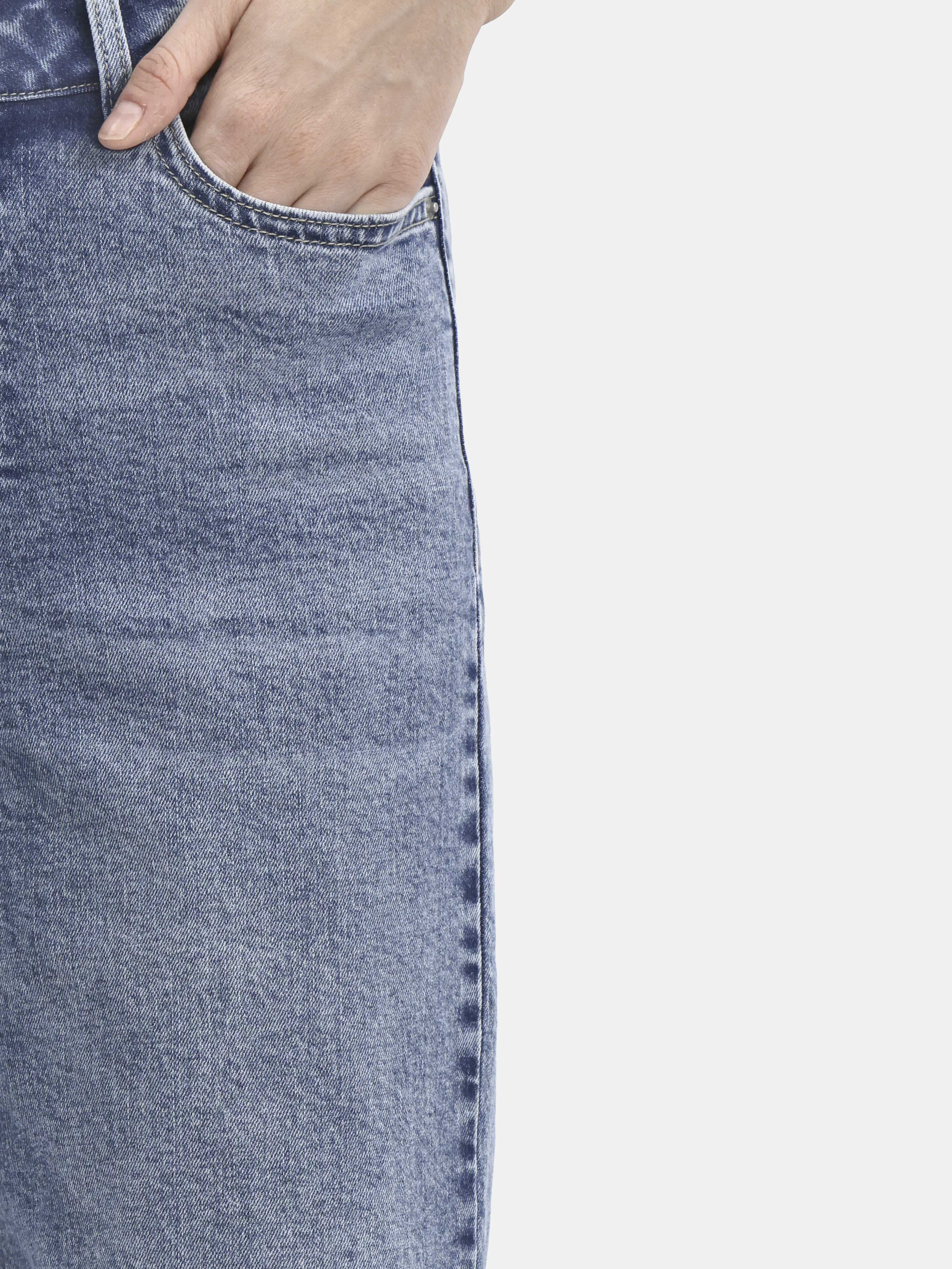 Time and Tru Women's and Women’s Plus High Rise Wide Leg Jeans with Frayed Cuffs, Sizes 2-28