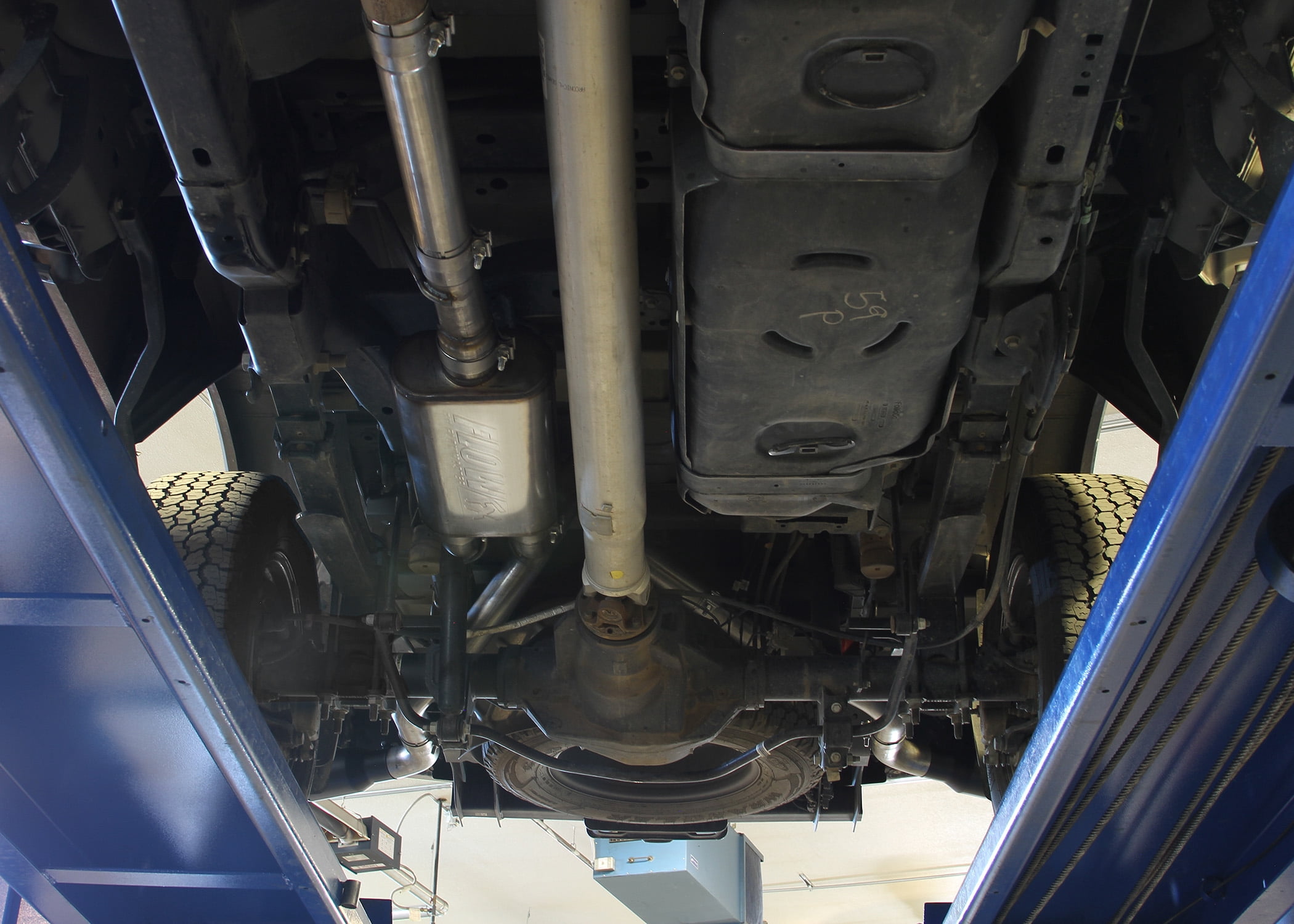 Flowmaster 718100 FlowFX Cat-back Exhaust System