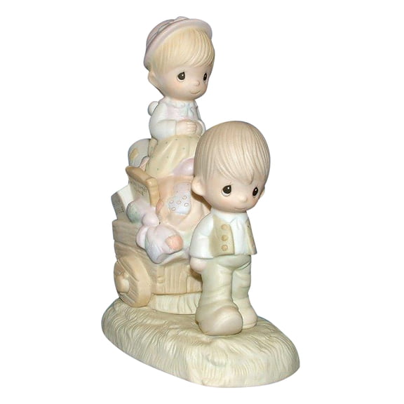 Precious Moments Figurine: E-3117 Walking By Faith (7.2")