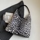 thumbnail image 3 of Bolso Tipo Cartera 601 Bag (), 3 of 9