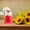 Rouge, variante sur Liquidation! Ymkly Cadeaux pour Amateurs de Livres, Décorations de Poupées Abeille Chambre Salon Décoration de Bureau Poteau Debout, Décoration Citrouille