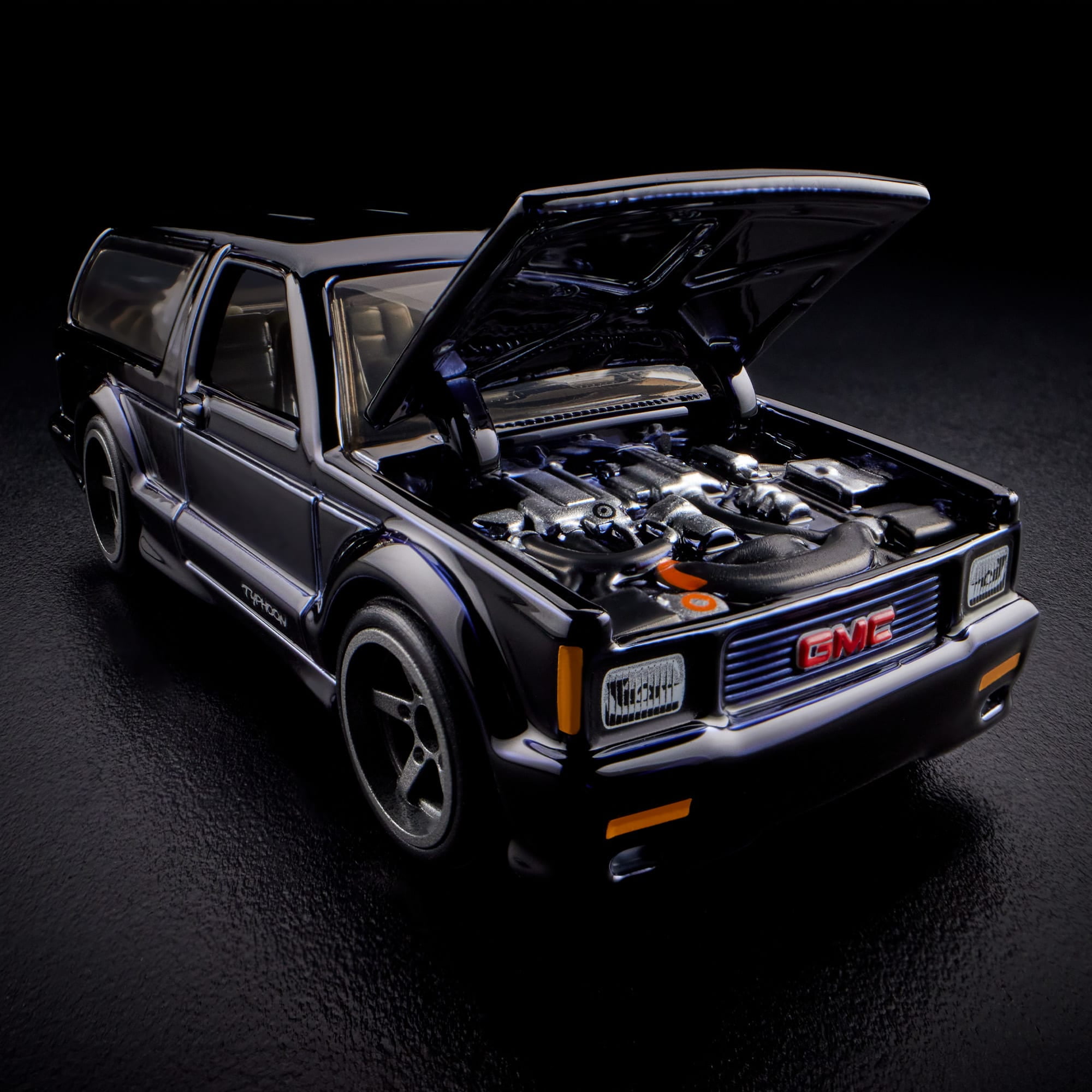 HOT WHEELS COLLECTORS 1992 GMC TYPHOON RLC EXCLUSIVE W