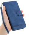 thumbnail image 4 of Funda Tipo Billetera para Samsung Galaxy S26 Ultra Carcasa Abatible con Porta Tarjetas, Bolsillo para Efectivo, Soporte Ajustable, Cierre Magnético y Correa de Muñeca Azul, 4 of 6