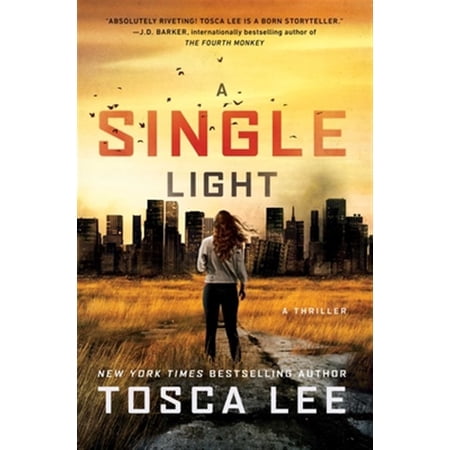 Pre-Owned A Single Light: A Thriller (Paperback) 1501169084 9781501169083