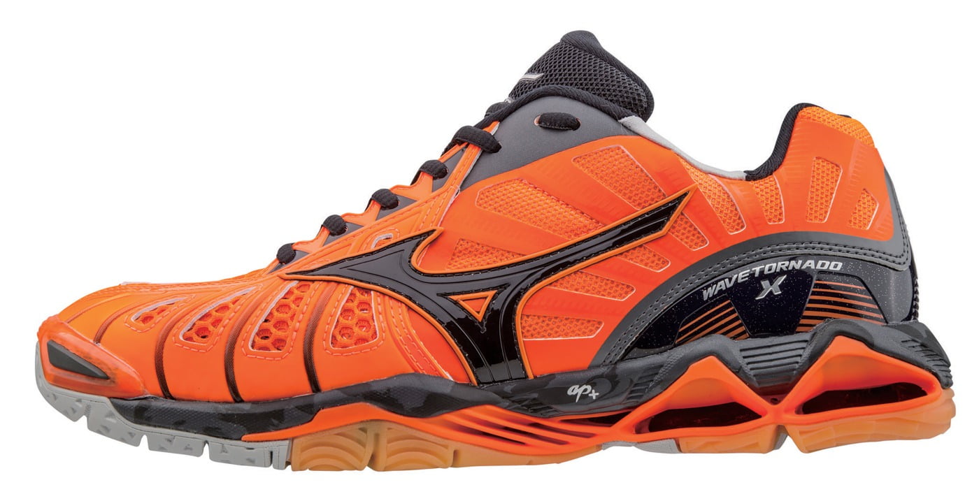 mizuno wave tornado x blu