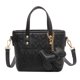 thumbnail image 1 of Bolso pequeño de diamantes a juego de colores para mujer, nueva tendencia 2025, bolso de cubo de moda simple, bolso de mensajero informal y versátil, 1 of 5