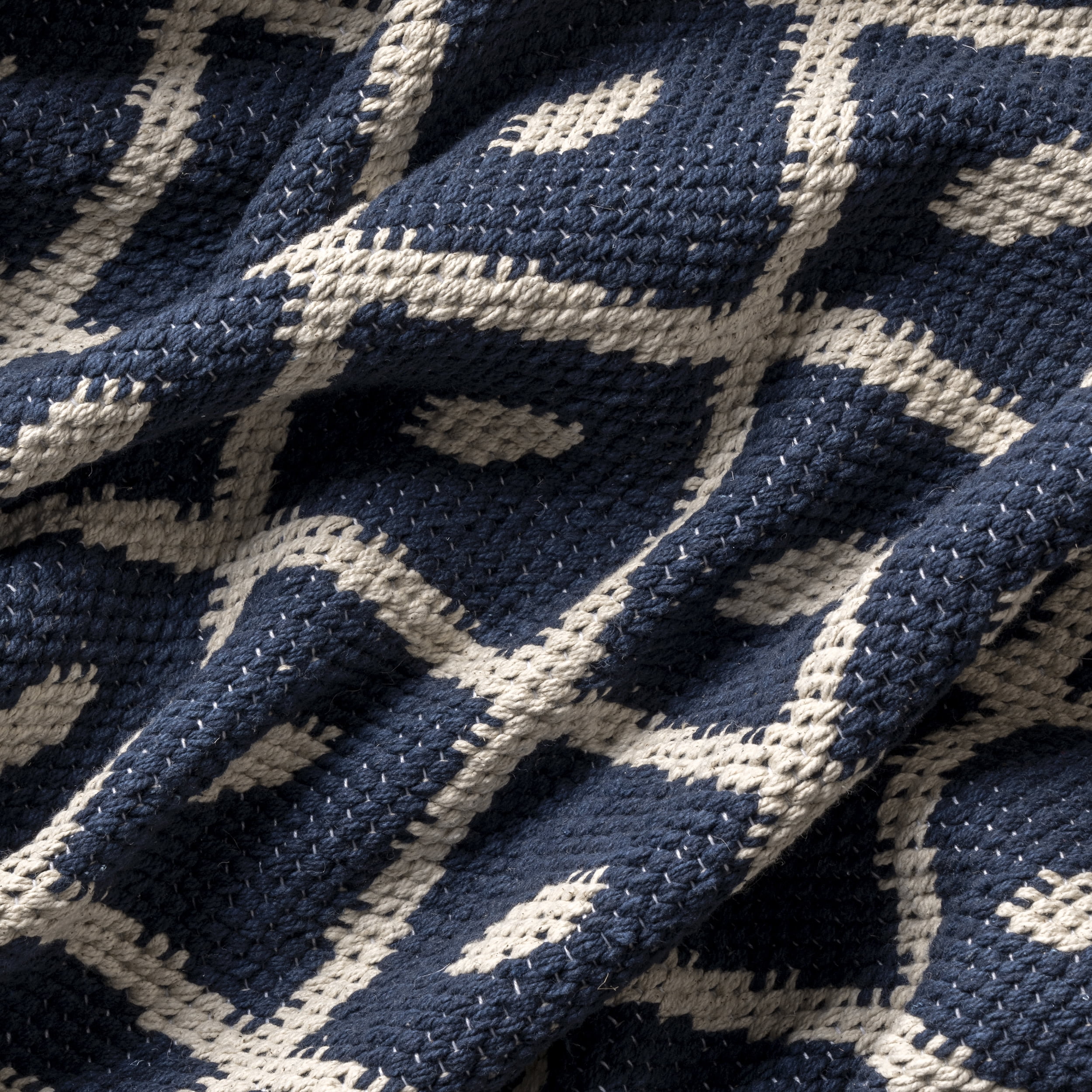 nuLOOM Quinn Flatweave Corner Tassel Area Rug, 2' x 6', Blue