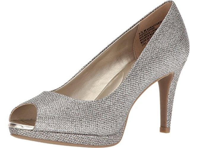bandolino peep toe heels