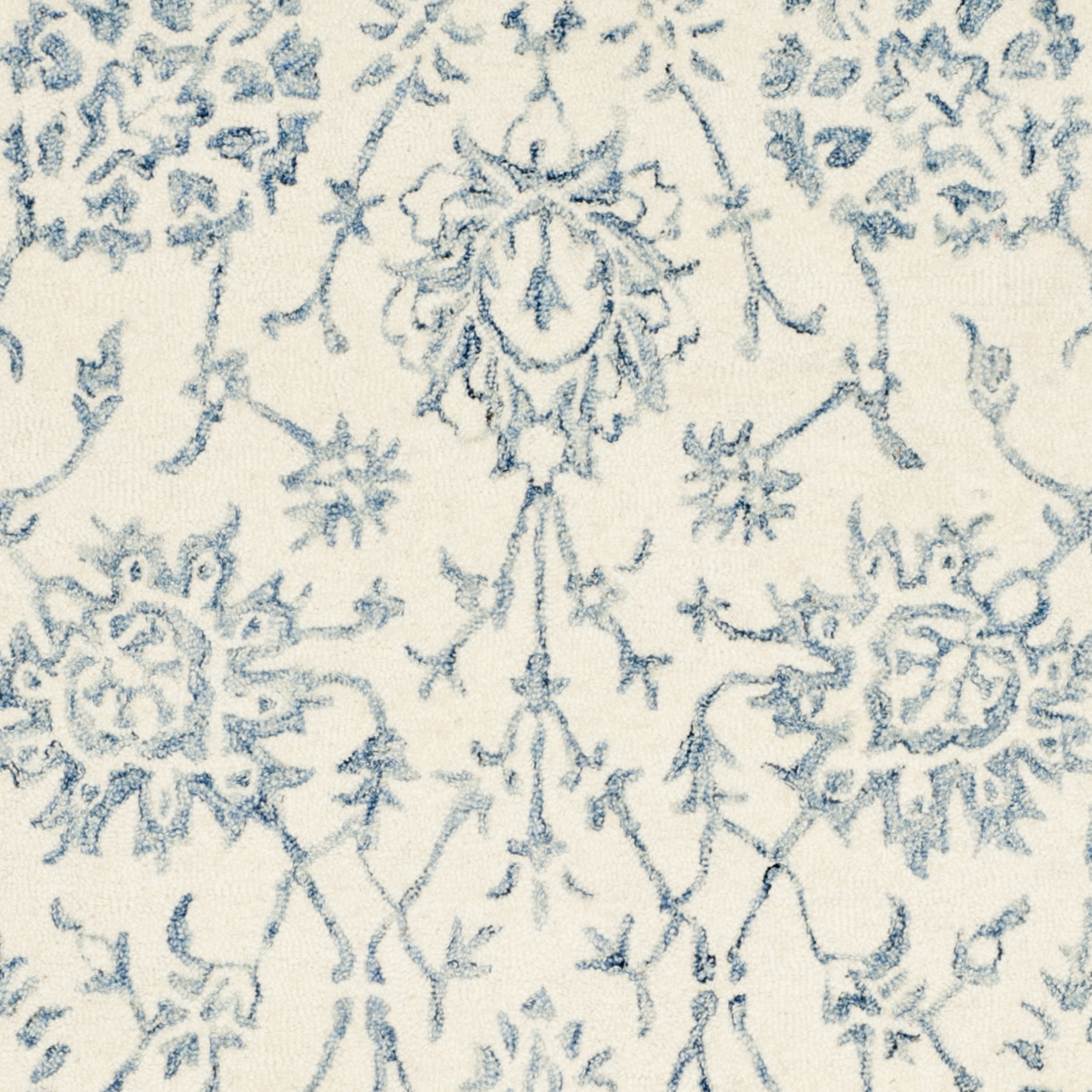 SAFAVIEH Blossom Munya Traditional Wool Runner Rug, Ivory/Blue, 2'3" x 8'