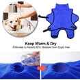 thumbnail image 4 of Bata de baño súper absorbente para perros, toalla de baño para perros grandes, microfibra gruesa y suave para el baño y el entrenamiento para ir al baño - M, 4 of 5