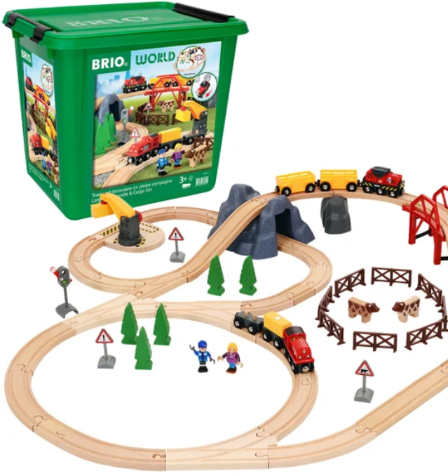 BRIO Large Countryside and Cargo Set - Walmart.ca