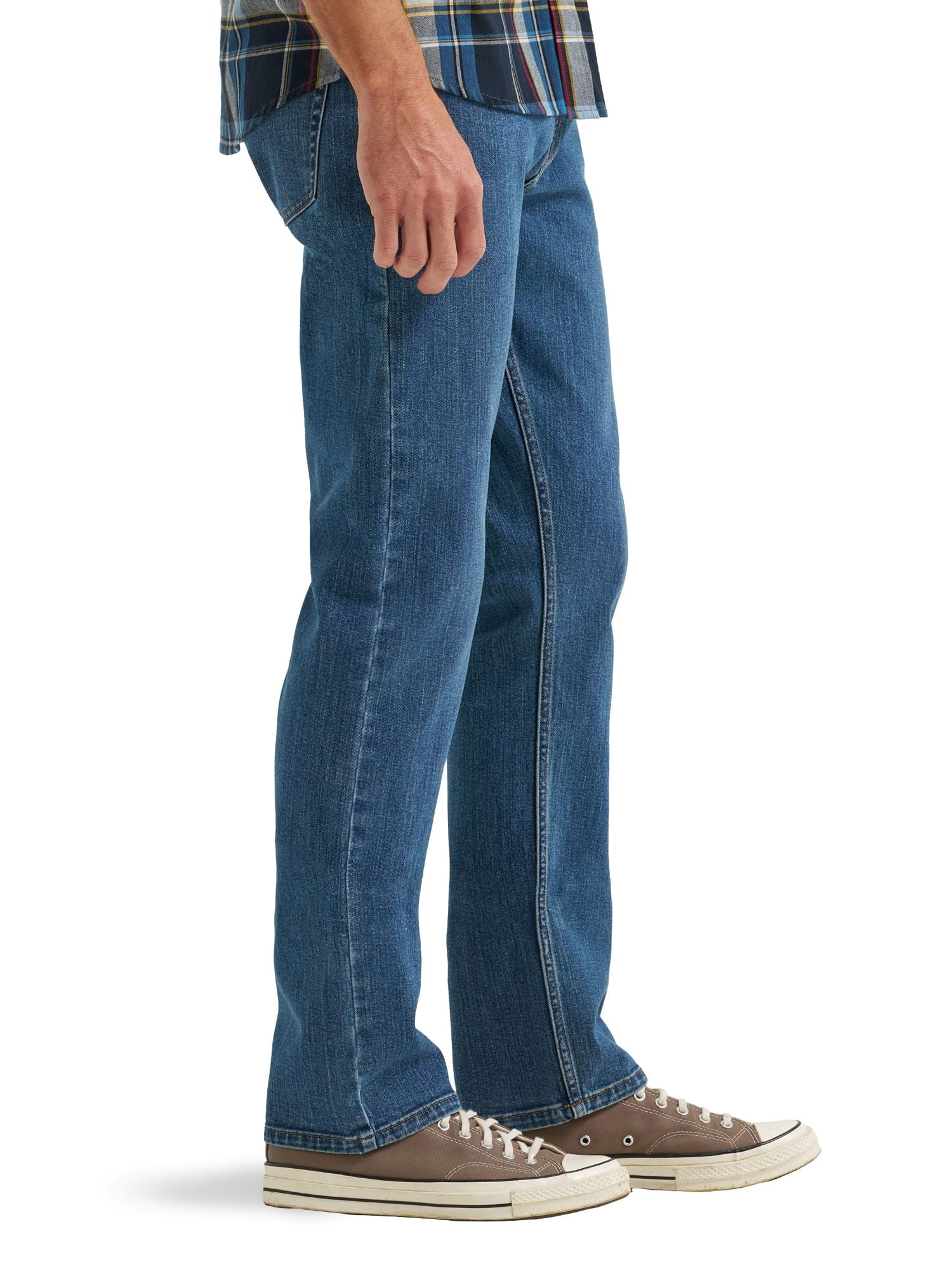 Wrangler Men's Straight Fit Jean with Stretch