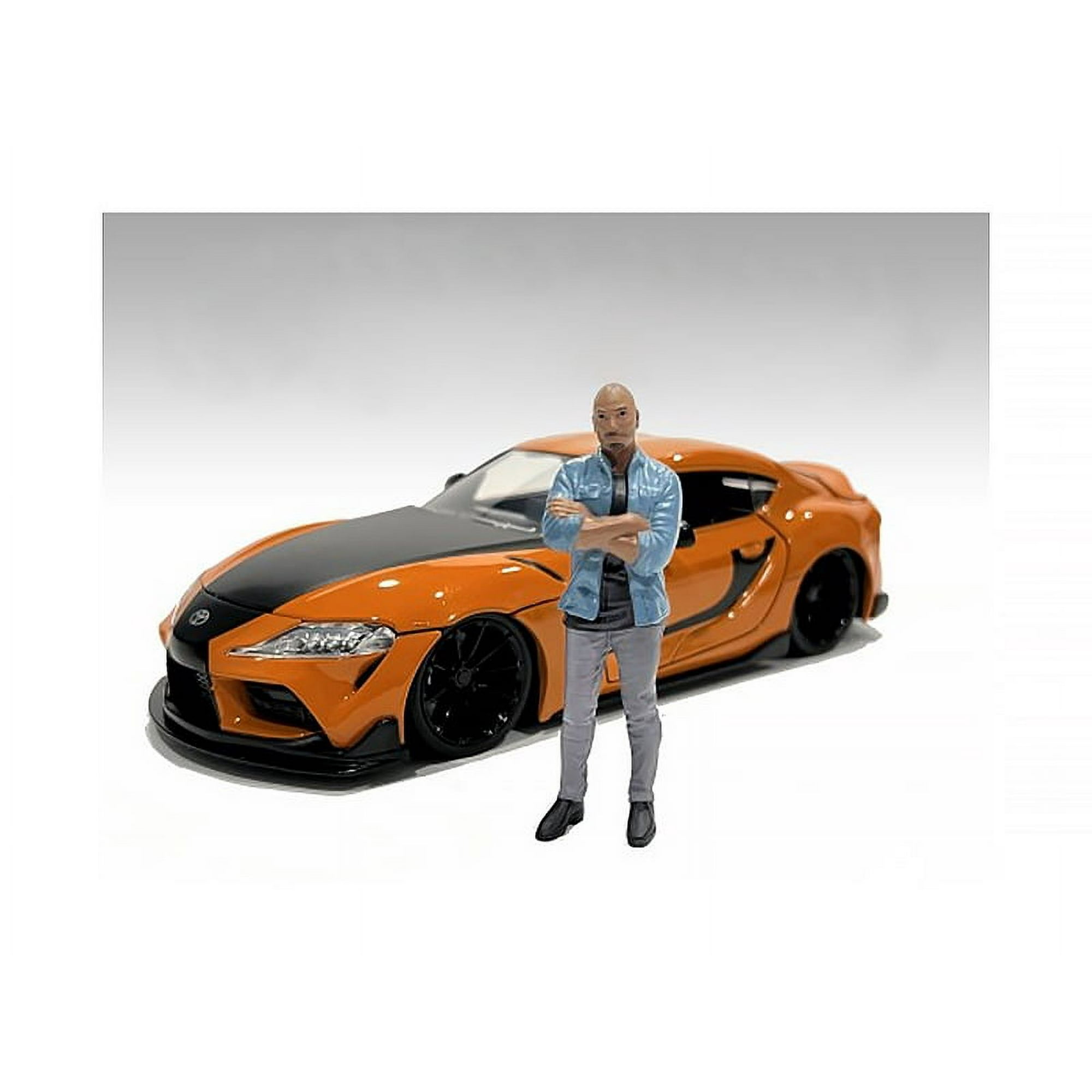 "Car Meet 3" Figurine 6 for 1 24 Scale Models by American Diorama