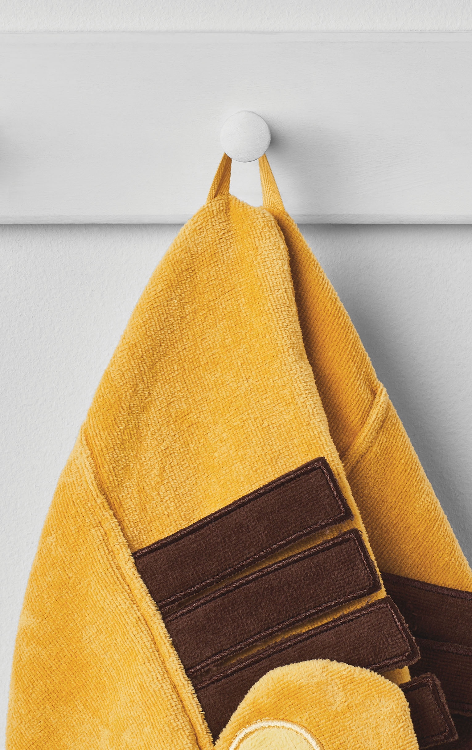 Your Zone Lion Cotton Towel & Washcloth with Hand Pocket, Yellow