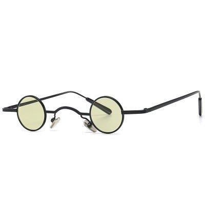 Steampunk Sunglasses Retro Eyewear for Men and Women Metal Frame PC Lens UV Protection Durable Fashion Sun Glasses for