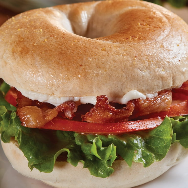 Lender’s Refrigerated Pre-Sliced Plain Bagel, 6 per Bag, 17.1 oz Bag
