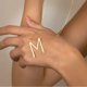 thumbnail image 2 of Collar con colgante de nombre y letra inicial de acero inoxidable 100% para mujer, A-Z del alfabeto impermeable, sin deslustre, 26 letras, 2 of 4
